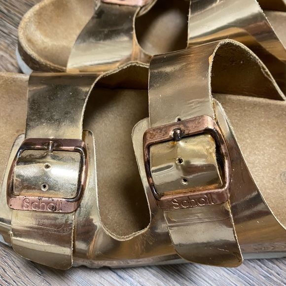 Sandals - Picture 2 of 6